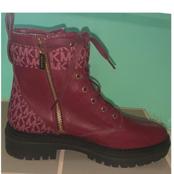 💖 MICHAEL Michael Kors Red Parker Logo-Panelled Ankle Boots NWOB 7 - Picture 15 of 15